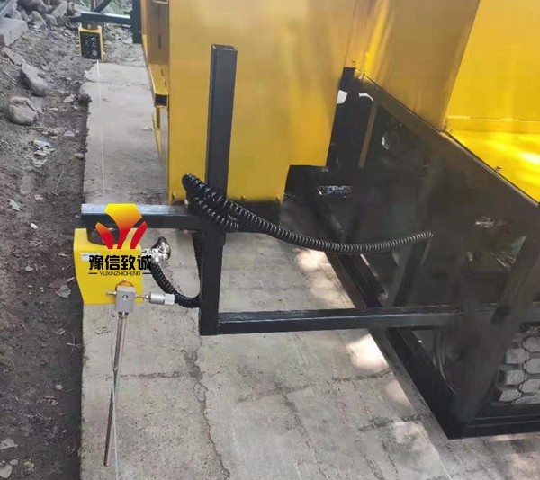 中型滑模機(jī)自動轉(zhuǎn)彎傳感器